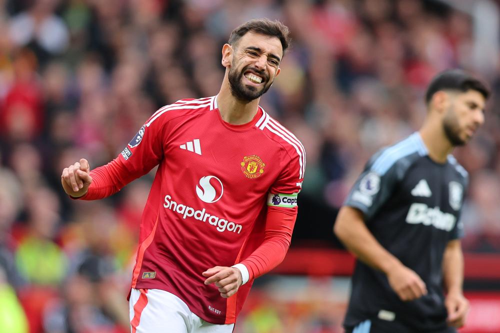 卫报：巴萨将凯恩视为取代莱万的首选目标，很可能激活违约金